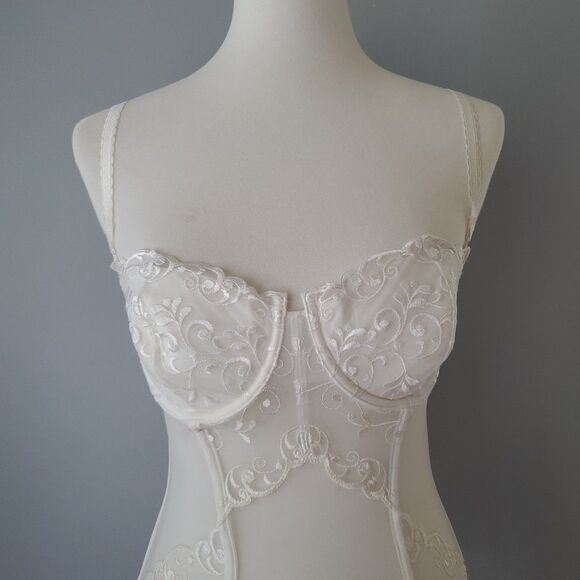 Victoria's Secret White 3 PC Vintage Bridal 34C Bra Corset Large Garter Belt Set - Picture 12 of 16